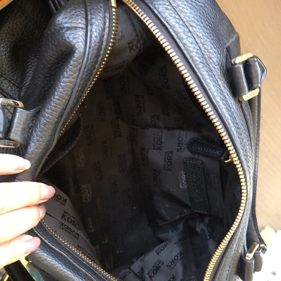 Michael Kors black pebble grain bag - Picture 8 of 10